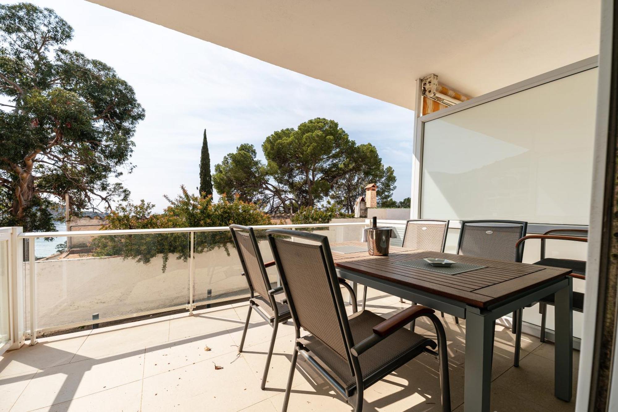Santa Llucia Apartaments Росес Екстериор снимка