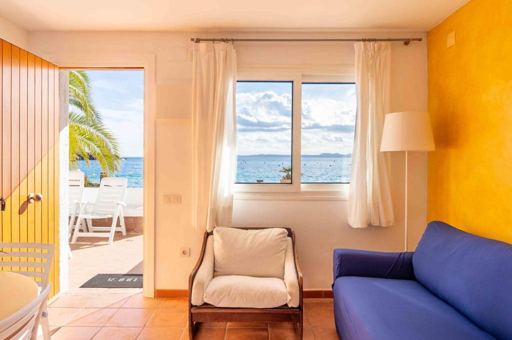 Santa Llucia Apartaments Росес Екстериор снимка